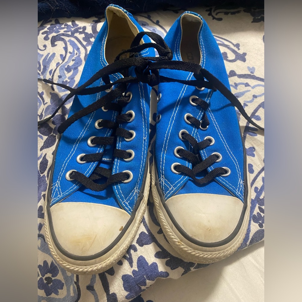 Converse kids size 6.5